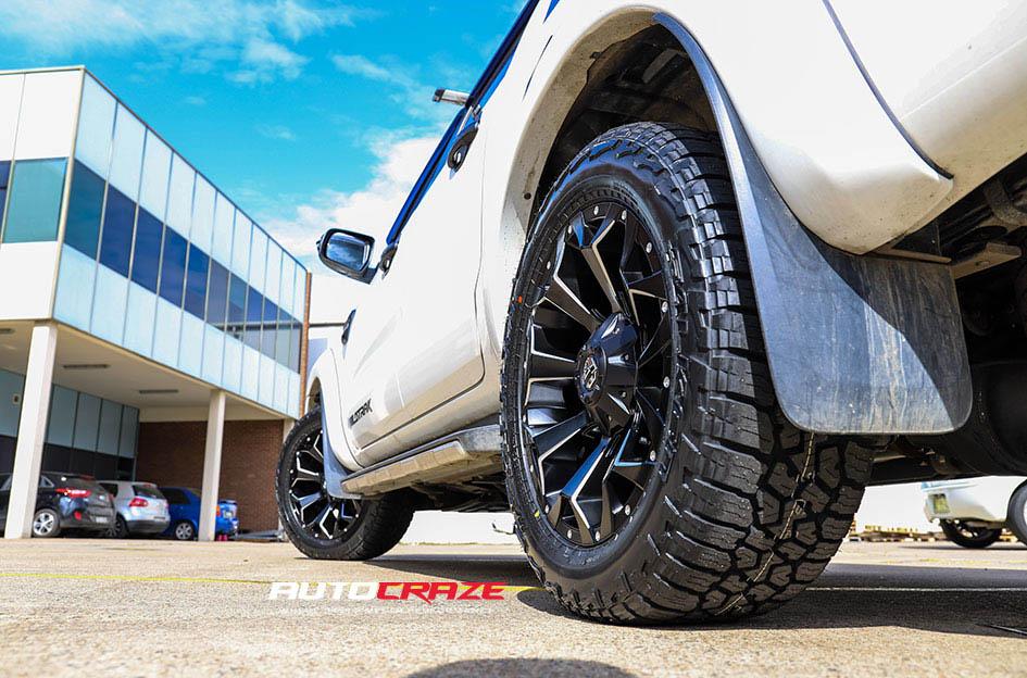 FORD RANGER ASSAULT GLOSS BLACK MILLED ACCENTS